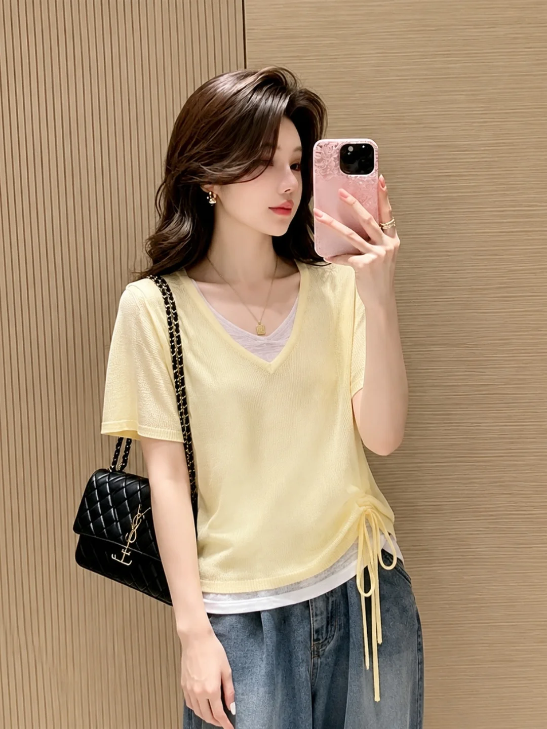 Summer Lazy Style Loose Short Sleeve Knitted T-Shirt Women's Color Block Design Sensation Sun Protection Top Fashion Commuting
Summer Lazy Style Loose Short Sleeve Knitted T-Shirt Women's Color Block Design Sensation Sun Protection Top Fashion Commuting