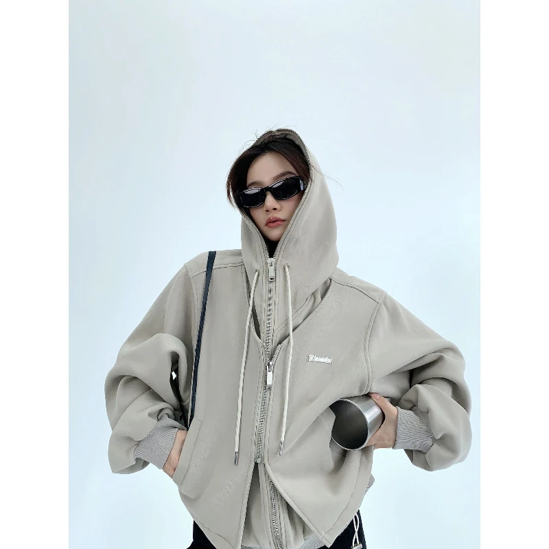 Short Hooded Fake Two-piece Sweatshirt for Women in Spring and Autumn Loose Casual Long Sleeve Jacket Fashion College Style Top
Short Hooded Fake Two-piece Sweatshirt for Women in Spring and Autumn Loose Casual Long Sleeve Jacket Fashion College Style Top