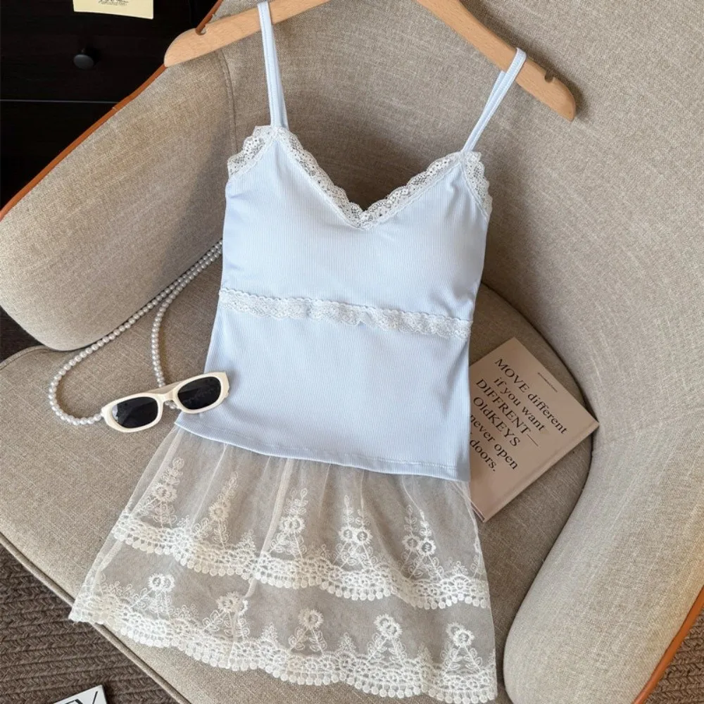 Spicy Girl Style with Chest Cushion Lace Camisole Slim Fit Sleeveless Lace Corset Tanks Transparent Lace Crop Tops Ladies
Spicy Girl Style with Chest Cushion Lace Camisole Slim Fit Sleeveless Lace Corset Tanks Transparent Lace Crop Tops Ladies