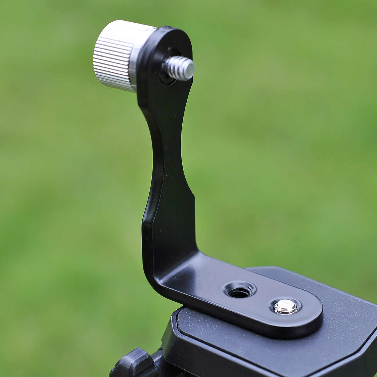 2pcs Telescope Tripod Adapter Sturdy Metal Mount for Photography Astronomical Black Silver
2pcs Telescope Tripod Adapter Sturdy Metal Mount for Photography Astronomical Black Silver