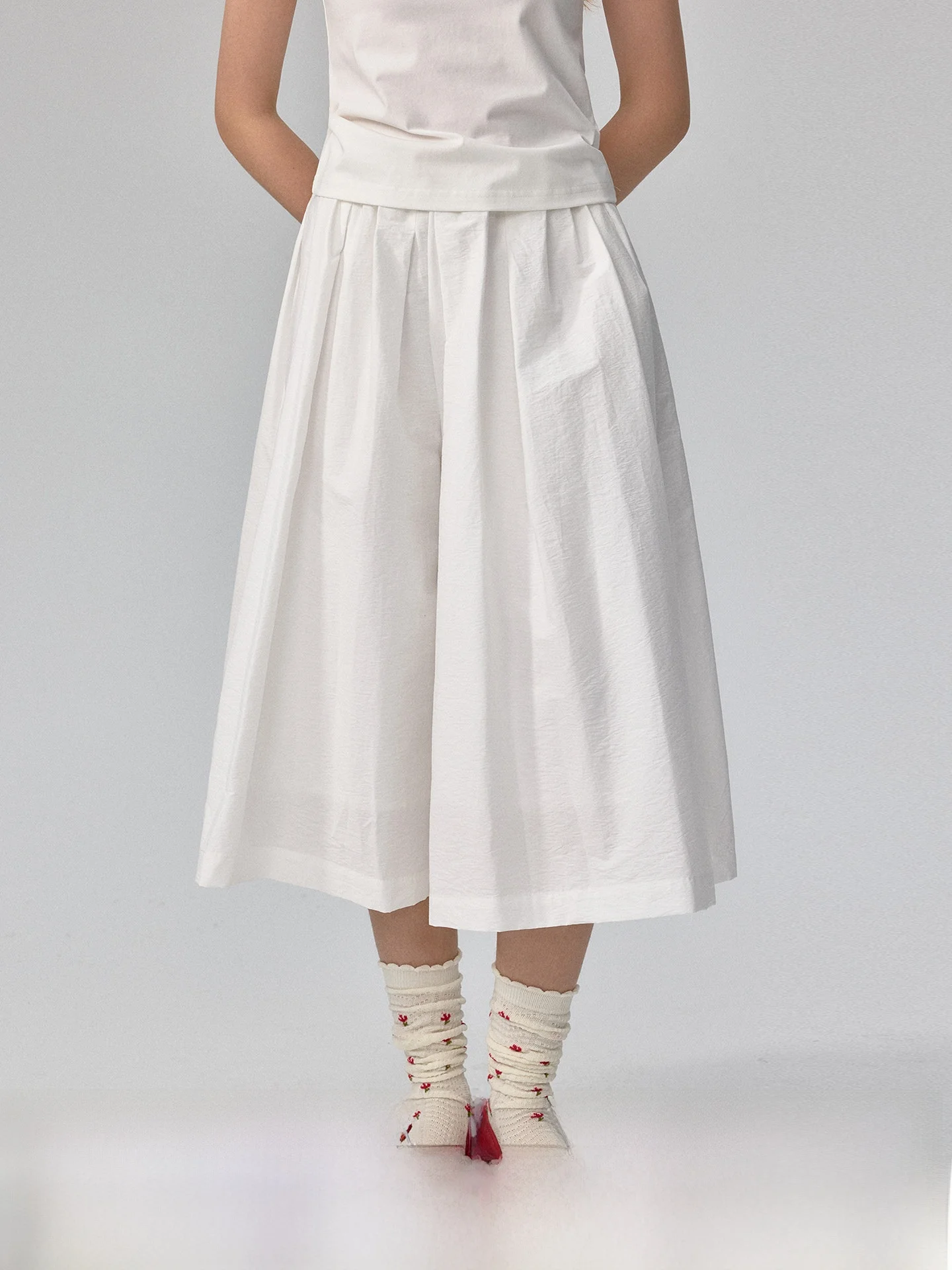 plus Women's Wide Leg Pants Elastic Waist Pleated Seven Inch Spring Summer Casual Cotton Blend Comfortable Breathable
plus Women's Wide Leg Pants Elastic Waist Pleated Seven Inch Spring Summer Casual Cotton Blend Comfortable Breathable