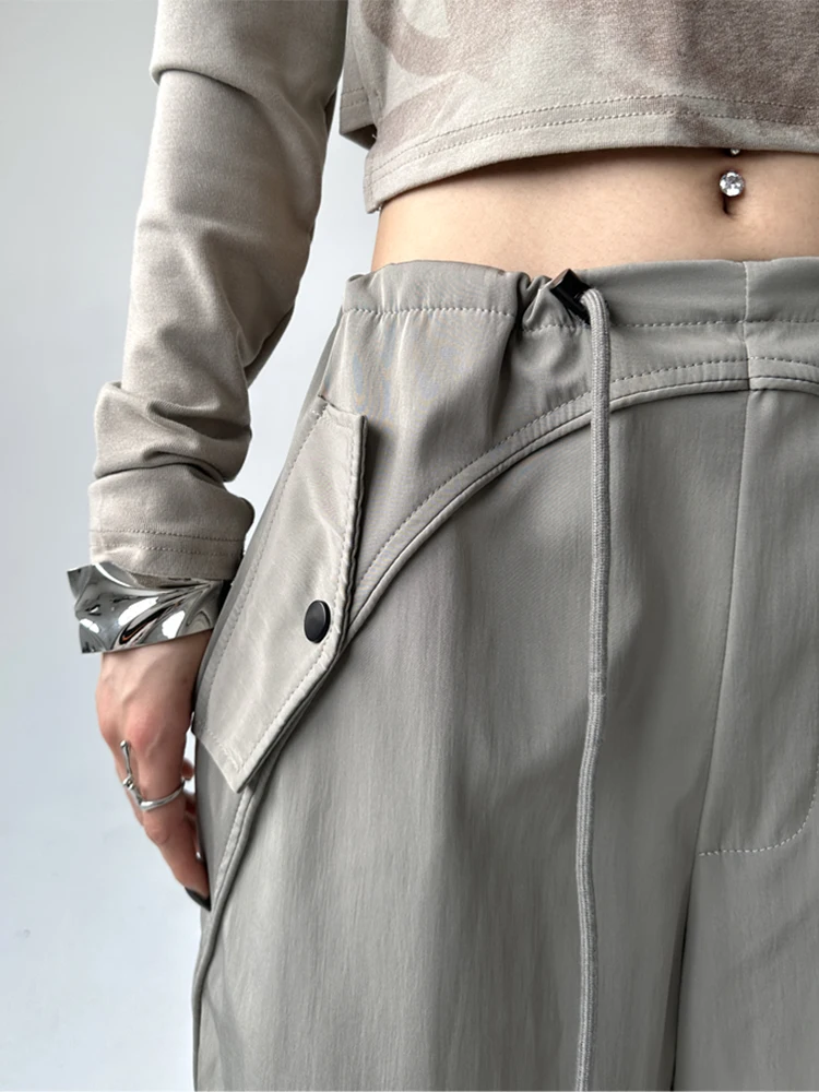 American Retro Street Style Grey Work Pants Women's Autumn Design Sense Parachute Trousers Casual Pants High Waist Loose Fit
American Retro Street Style Grey Work Pants Women's Autumn Design Sense Parachute Trousers Casual Pants High Waist Loose Fit