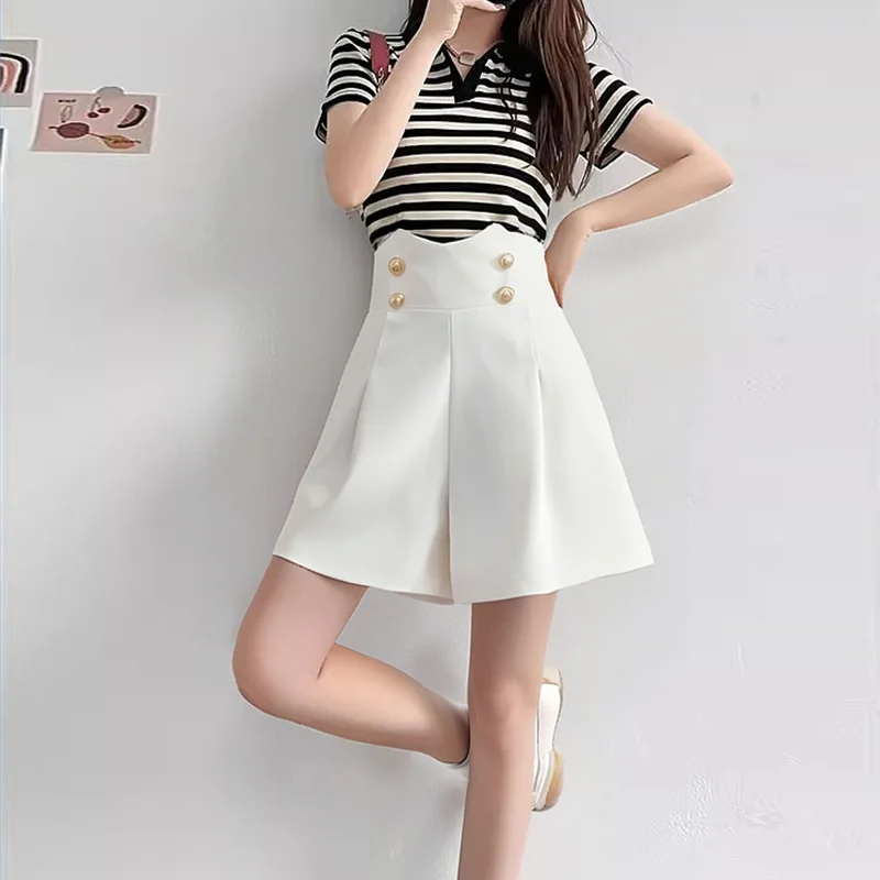 White women's suit shorts for summer wear2026New thin high-waisted styleaSlimming casual wide-leg pants for petite individuals
White women's suit shorts for summer wear2026New thin high-waisted styleaSlimming casual wide-leg pants for petite individuals