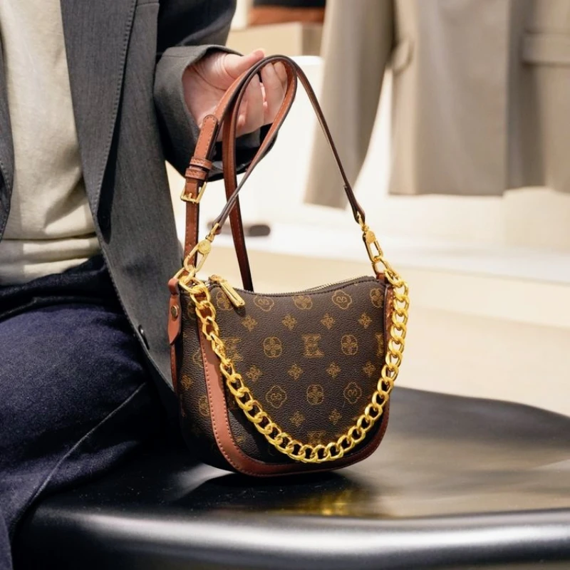 Модная и универсальная сумка на одно плечо для подмышек, высококачественный и нишевый дизайн, сумка с монограммой, сумка на цепочке, сумка для пельменей
Модная и универсальная сумка на одно плечо для подмышек, высококачественный и нишевый дизайн, сумка с монограммой, сумка на цепочке, сумка для пельменей