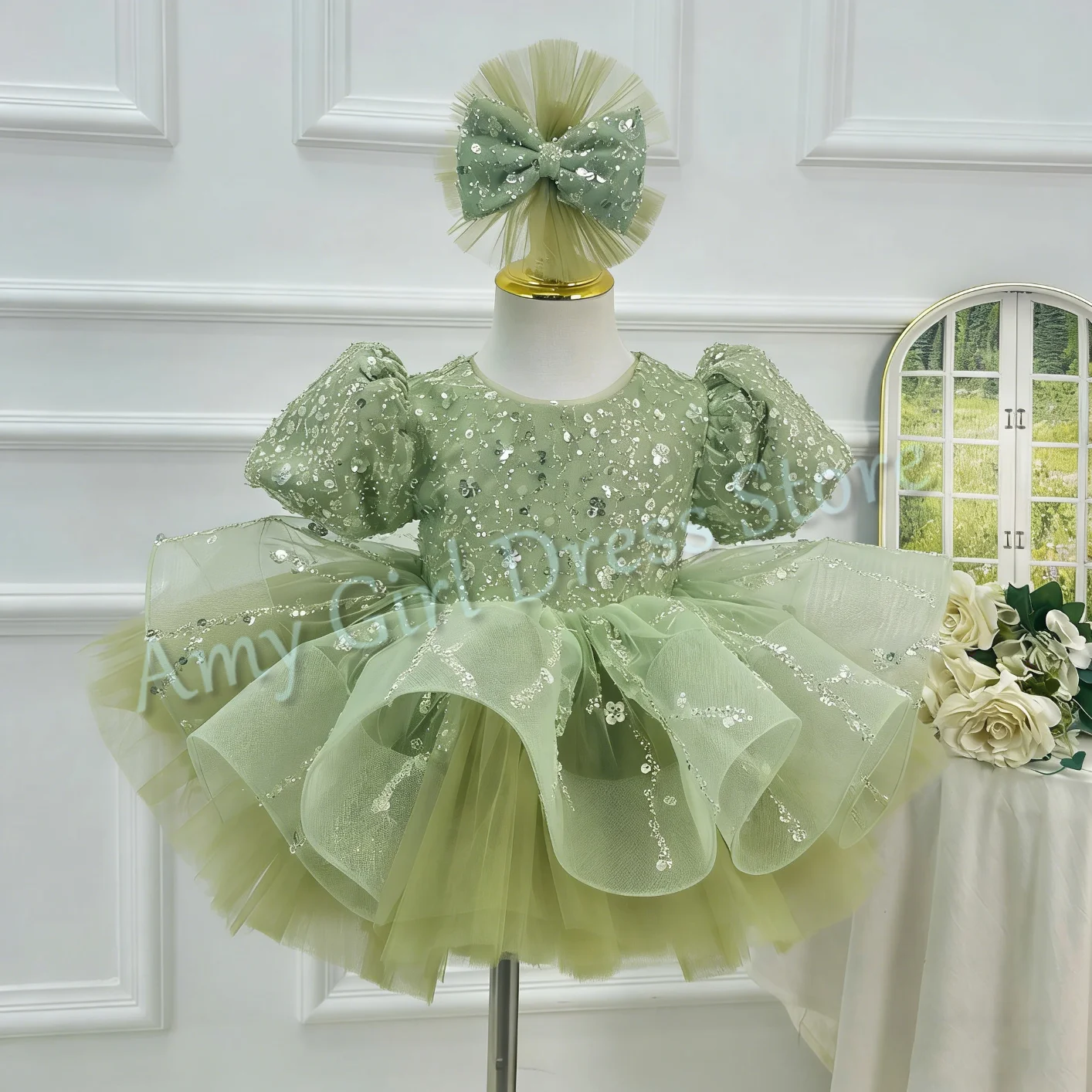 Customized Green Flower Girl Dress For Wedding Sequins Knee Length Puffy Tulle Lovely Toddler Birthday Banquet Pageant Ball Gown
Customized Green Flower Girl Dress For Wedding Sequins Knee Length Puffy Tulle Lovely Toddler Birthday Banquet Pageant Ball Gown