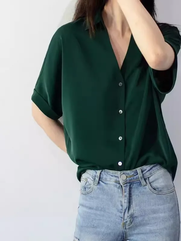 Elegant Retro V-neck Slimming Short Sleeve Shirt Korean Style Commute Fashion Top Women's Casual Wear Spring 2026 Design
Elegant Retro V-neck Slimming Short Sleeve Shirt Korean Style Commute Fashion Top Women's Casual Wear Spring 2026 Design