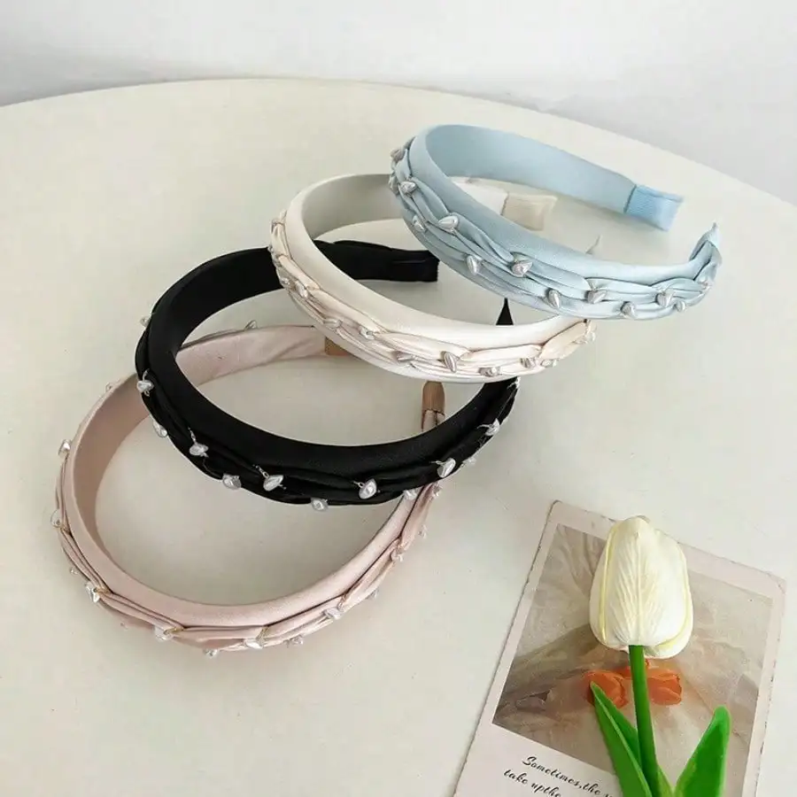 New Arrival Pleated Pearl Headband, Minimalist Style For Spring & Summer, Premium Texture, Volume-Boosting Woven Hair Hoop
New Arrival Pleated Pearl Headband, Minimalist Style For Spring & Summer, Premium Texture, Volume-Boosting Woven Hair Hoop