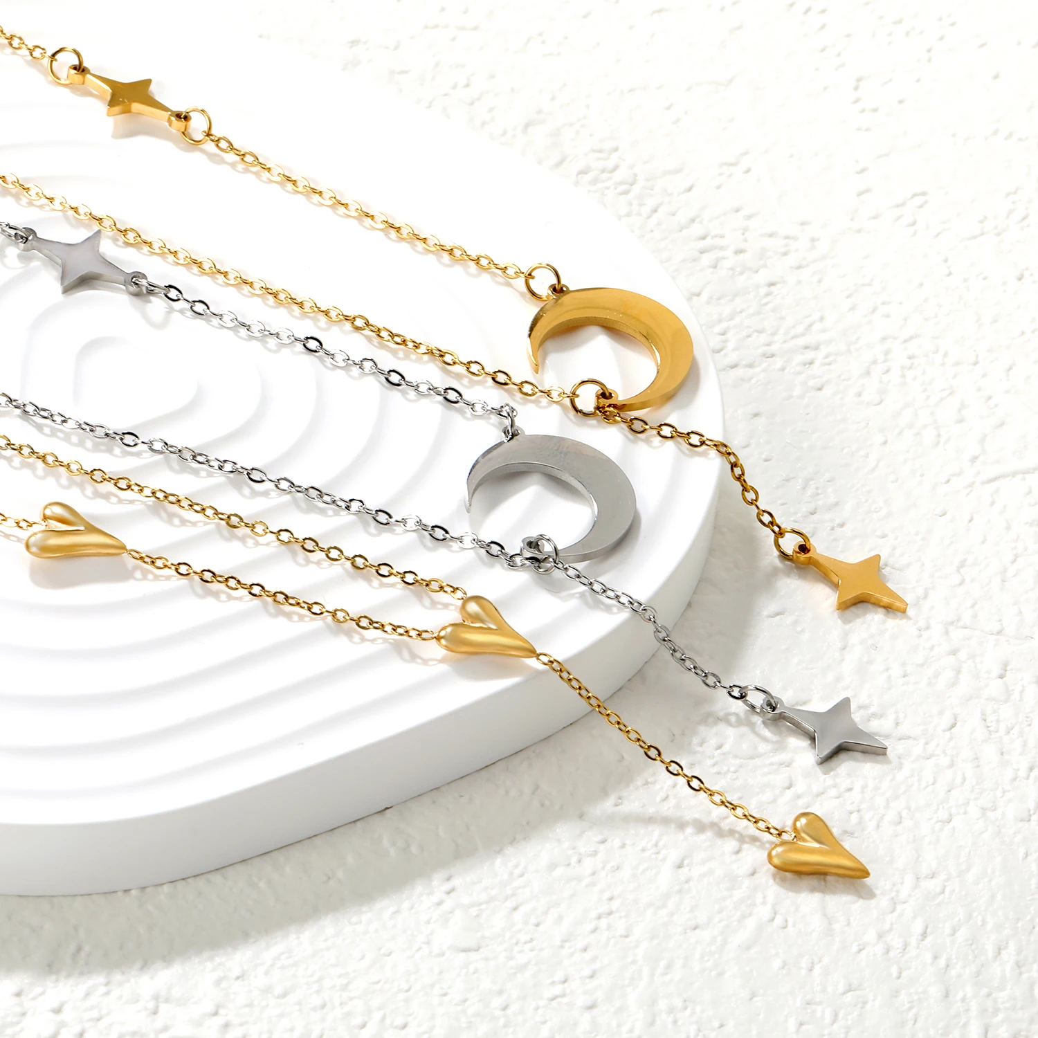 LUXUKISSKIDS Gold Plated Necklaces Simple Delicate Moon North Star Pendant Choker Fashion Necklace for Women/Girl Office Jewelry
LUXUKISSKIDS Gold Plated Necklaces Simple Delicate Moon North Star Pendant Choker Fashion Necklace for Women/Girl Office Jewelry
