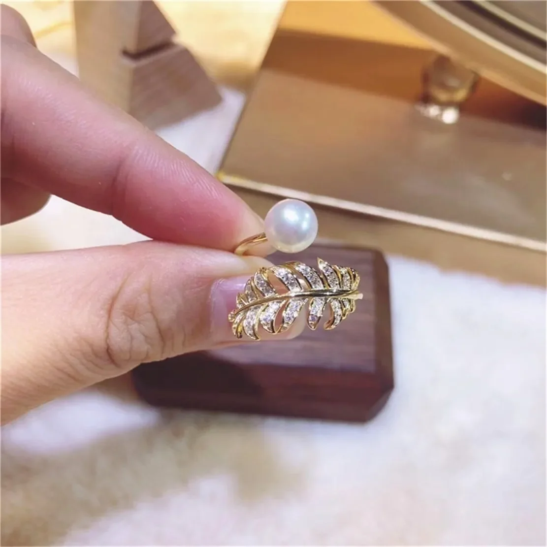 925 Stamped Alloy Gold-Plating Adjustable Pearl Ring Holder DIY Jewelry Findings, Craft Supplies for Handmade Rings No Pearl
925 Stamped Alloy Gold-Plating Adjustable Pearl Ring Holder DIY Jewelry Findings, Craft Supplies for Handmade Rings No Pearl