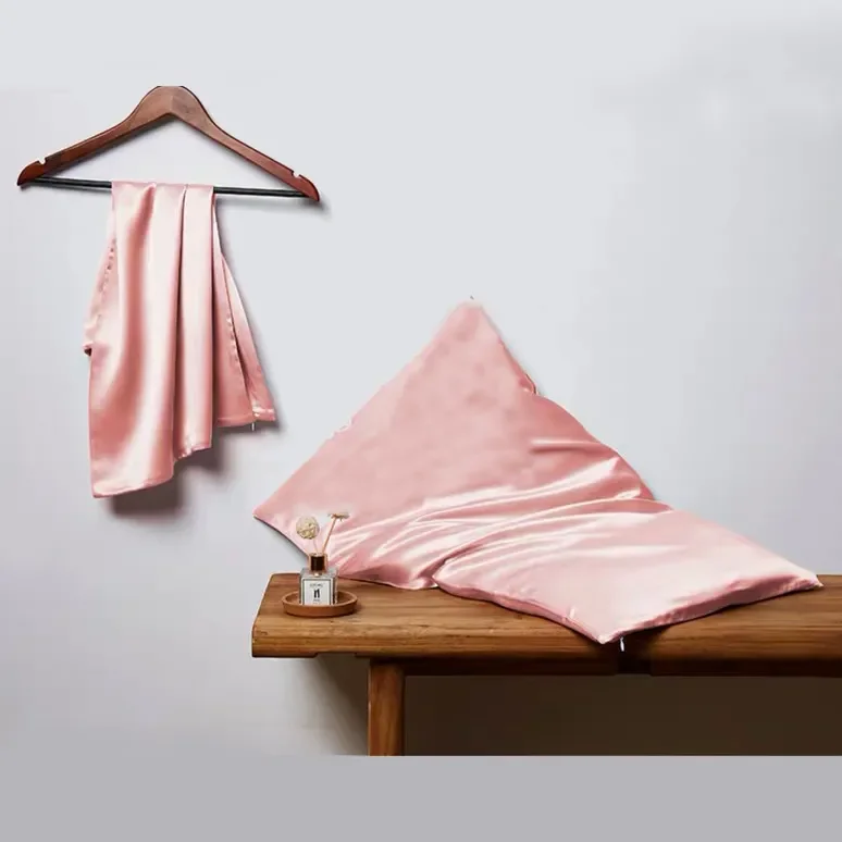 22 Momme 100% Pure Mulberry Silk Pillowcase With Hidden Zipper,600 Thread,Front In Silk & BackIn Tencel,50x70cm Silk Pillow Case
22 Momme 100% Pure Mulberry Silk Pillowcase With Hidden Zipper,600 Thread,Front In Silk & BackIn Tencel,50x70cm Silk Pillow Case