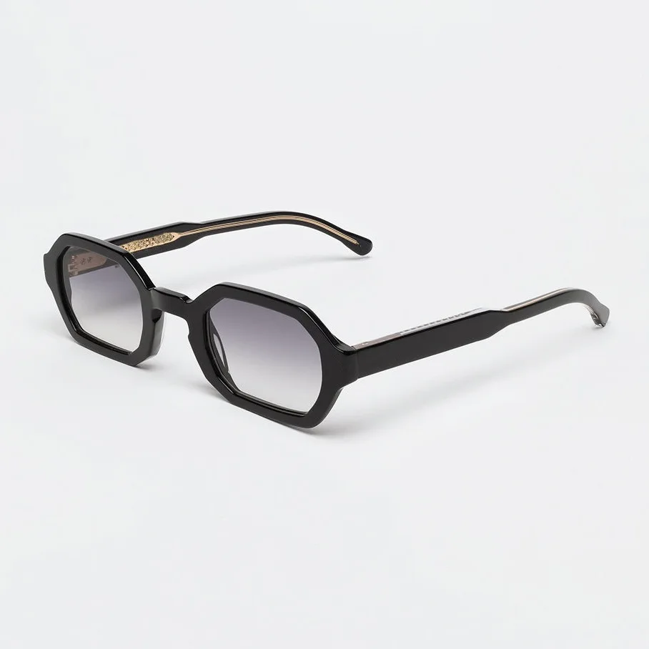 2025 New Fashion Sunglasses Trend Hit Polarized Sun Glasses High-end Plate Material Sunglasses
2025 New Fashion Sunglasses Trend Hit Polarized Sun Glasses High-end Plate Material Sunglasses