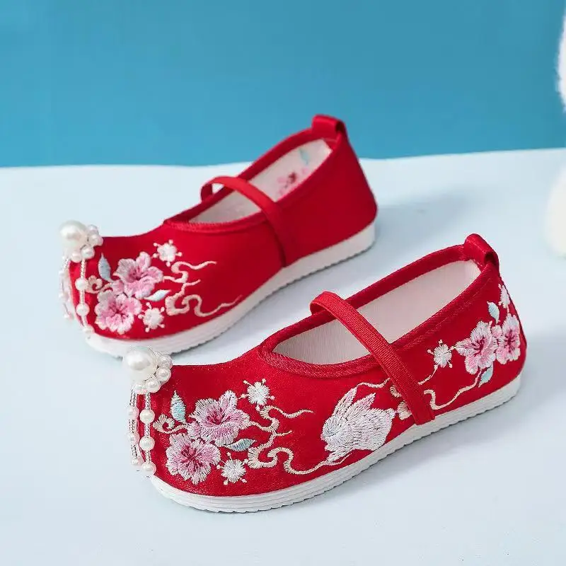 Girls Flat Sole Embroidered Hanfu Shoes Ethnic Style Soft sole Shallow slip On Cocked Shoes Toe String Bead Tassel Cloth Shoes
Girls Flat Sole Embroidered Hanfu Shoes Ethnic Style Soft sole Shallow slip On Cocked Shoes Toe String Bead Tassel Cloth Shoes