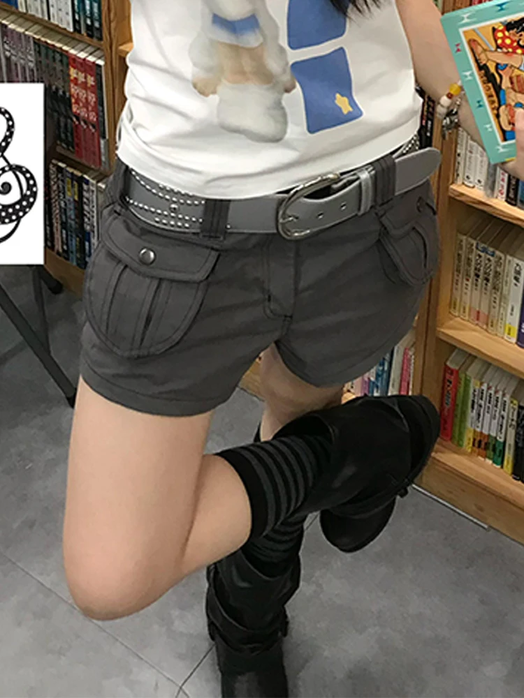 American Retro Design Pocket Workwear Shorts Loose Women's Y2K Millennium Sexy Summer Hot Pants Natural Waist Denim Jeans
American Retro Design Pocket Workwear Shorts Loose Women's Y2K Millennium Sexy Summer Hot Pants Natural Waist Denim Jeans