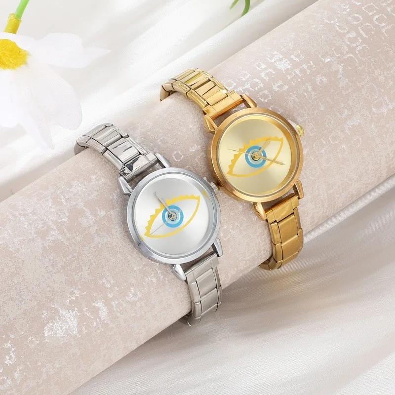 1 Piece of New Fashion Gold Bracelet Women's Watch Retro Luxury Fashion Simple Elegant Accessible Luxury Elegant Watch
1 Piece of New Fashion Gold Bracelet Women's Watch Retro Luxury Fashion Simple Elegant Accessible Luxury Elegant Watch