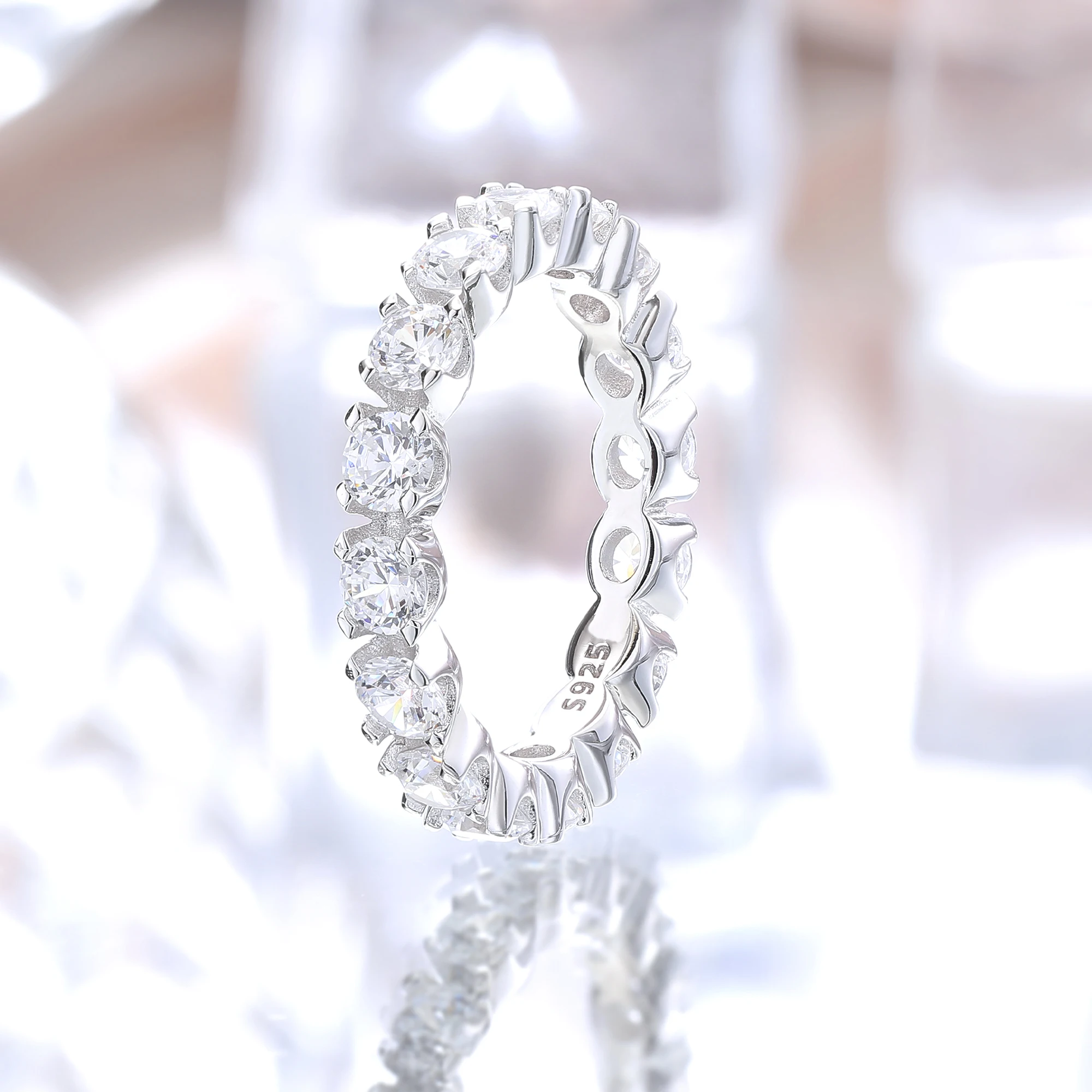 Classic Round Shape Cubic zirconia S925 Silver Ring For Women Gift
Classic Round Shape Cubic zirconia S925 Silver Ring For Women Gift
