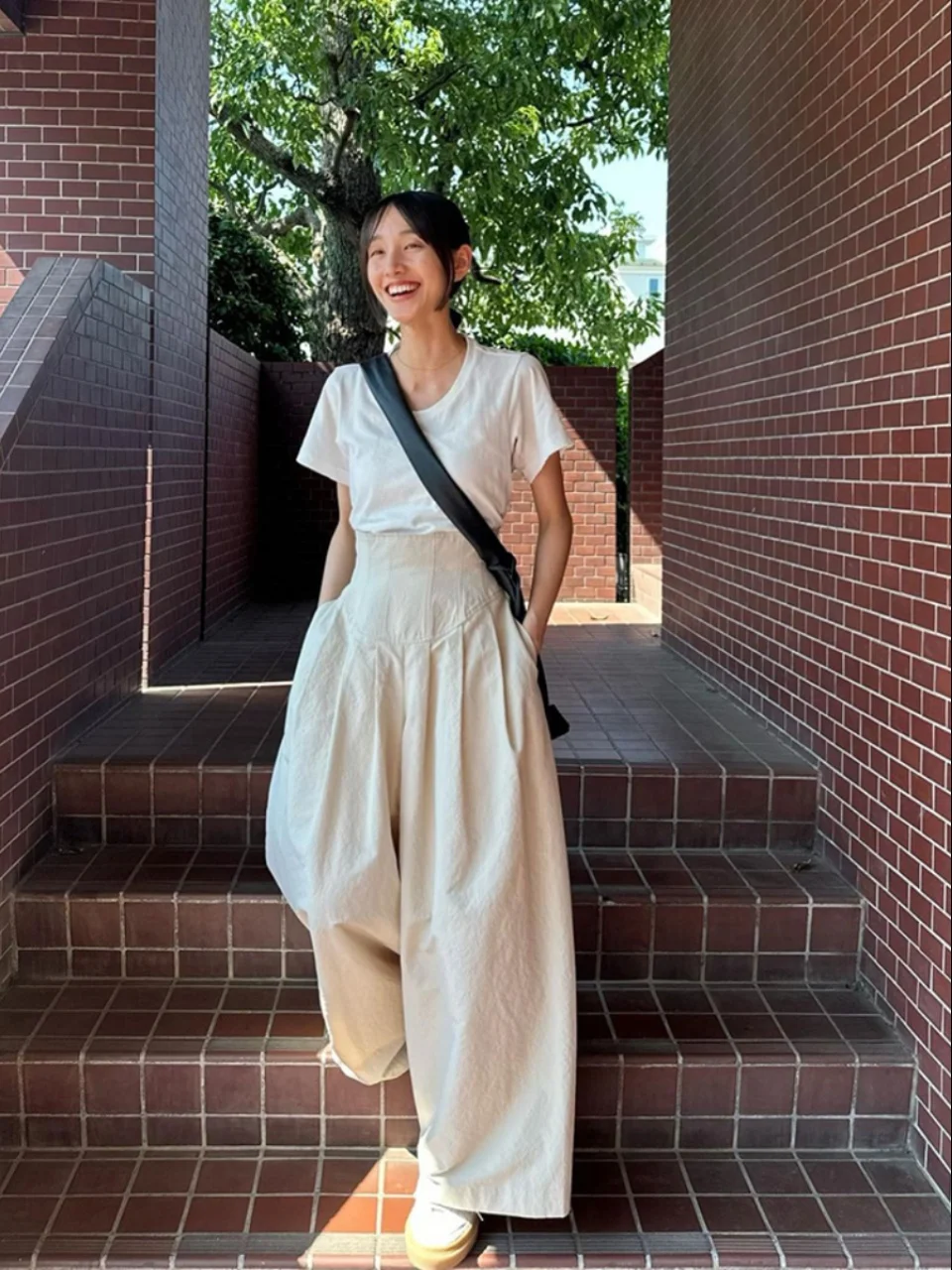 High Waist Wide Leg Pants Women's Retro Design Slimming Fishbone Patterned Belted Long Trousers Commute Style Autumn Collection
High Waist Wide Leg Pants Women's Retro Design Slimming Fishbone Patterned Belted Long Trousers Commute Style Autumn Collection