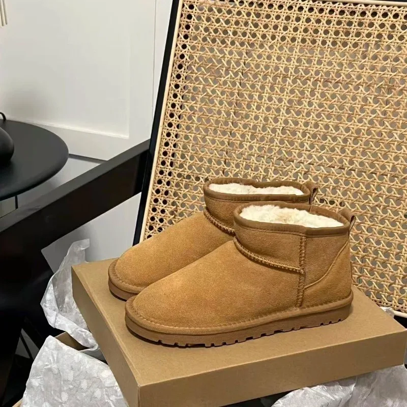 Новинка 2026, женские зимние зимние ботинки, повседневная обувь на плоской подошве, теплая, универсальная, удобная для повседневного использования на открытом воздухе, размеры 35-43
Новинка 2026, женские зимние зимние ботинки, повседневная обувь на плоской подошве, теплая, универсальная, удобная для повседневного использования на открытом воздухе, размеры 35-43