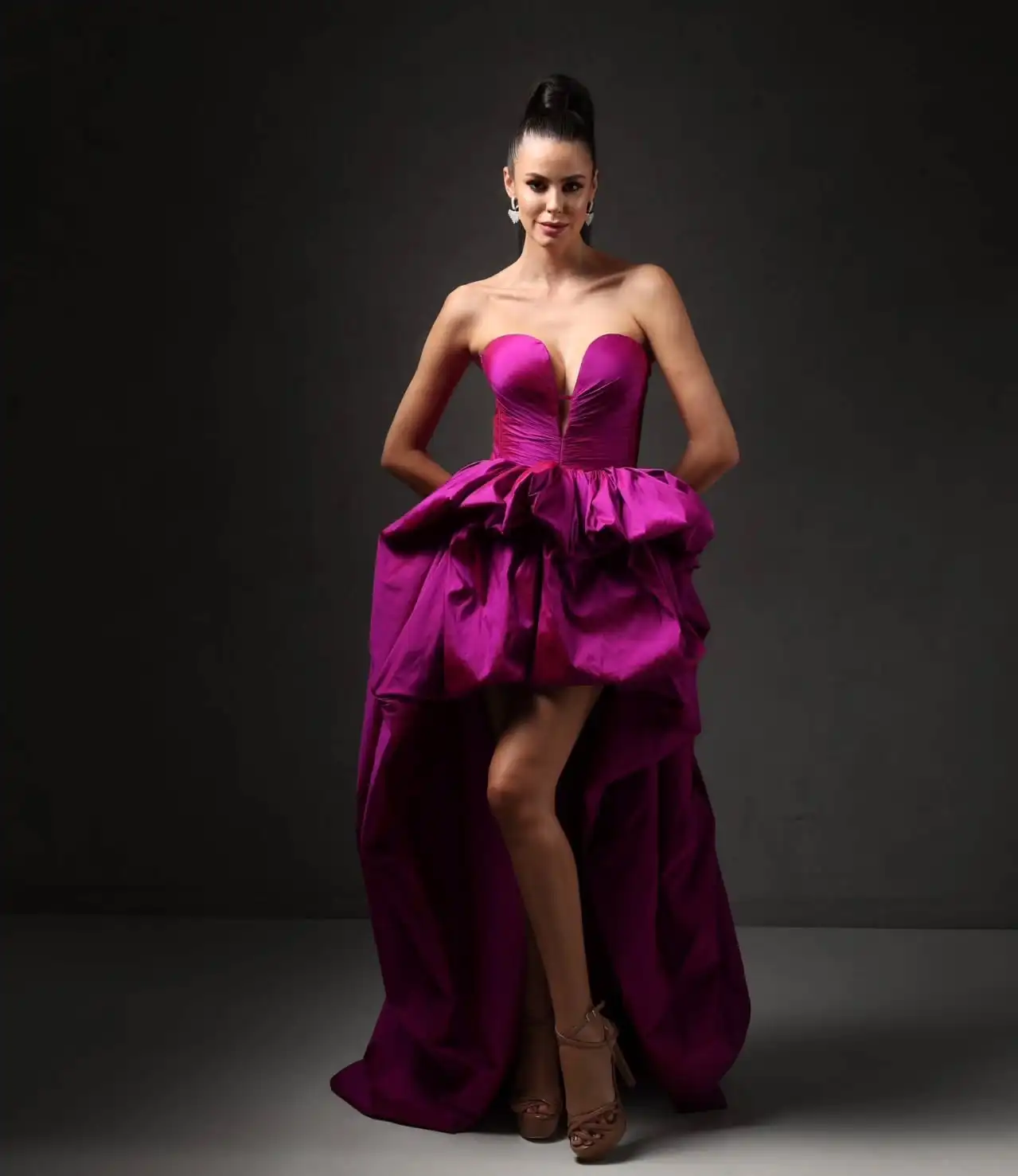 Customized Classic Strapless Satin Sleeveless Evening Dresses Elegant Straight Floor Length Celebrity Gowns Vestido De Noche
Customized Classic Strapless Satin Sleeveless Evening Dresses Elegant Straight Floor Length Celebrity Gowns Vestido De Noche