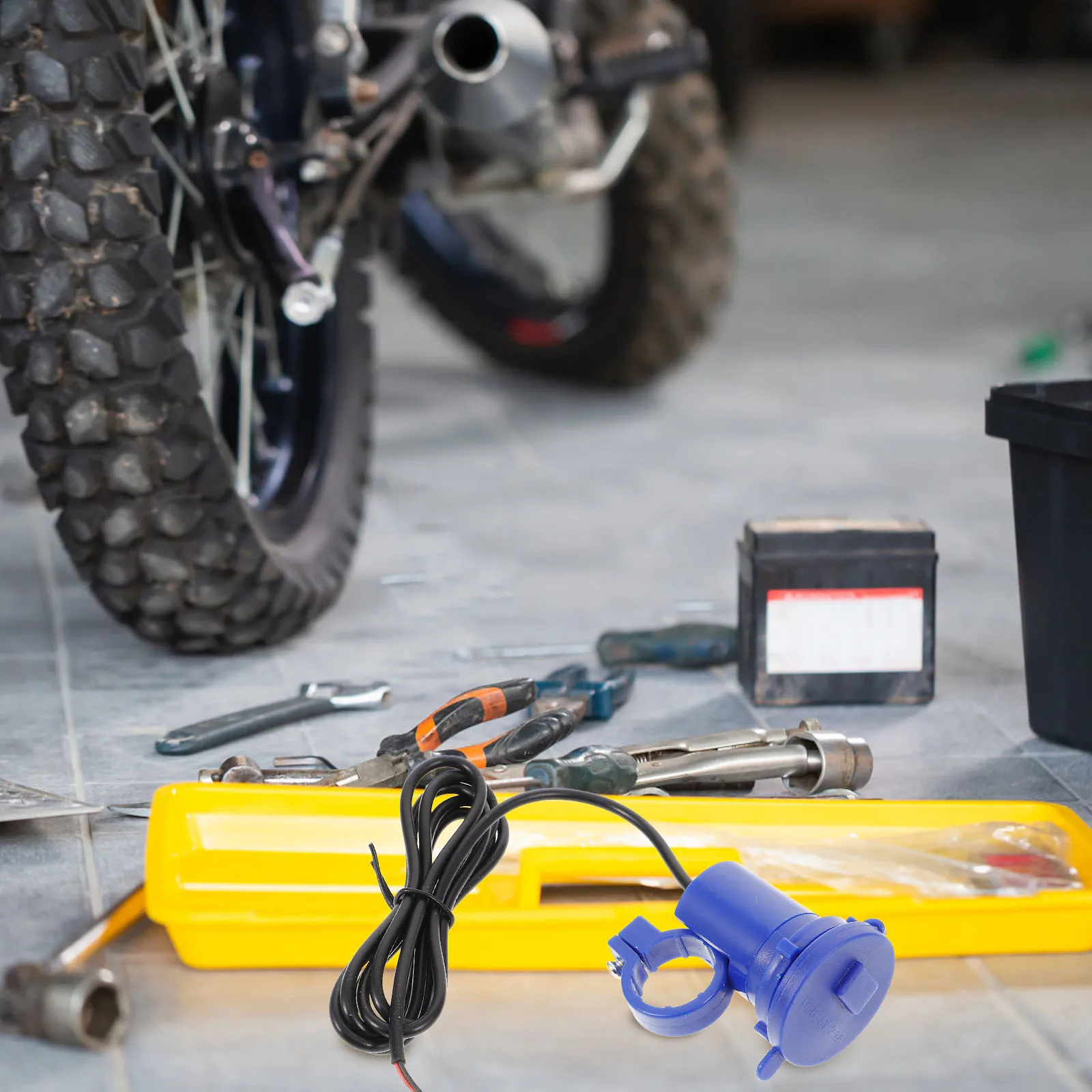 Fast Charging Motorcycle Usb 12V Phone Adapter For Men Cool Accessories Sleek Design Reliable Safety Motocross
Fast Charging Motorcycle Usb 12V Phone Adapter For Men Cool Accessories Sleek Design Reliable Safety Motocross