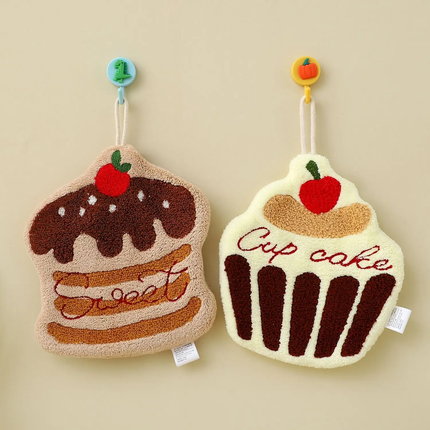 2 PCS Absorbent Hand Towels Soft Coral Fleece Cute Cake Design for Bathroom Kitchen Washable Cleaning Cloths with Hanging Loop
2 PCS Absorbent Hand Towels Soft Coral Fleece Cute Cake Design for Bathroom Kitchen Washable Cleaning Cloths with Hanging Loop