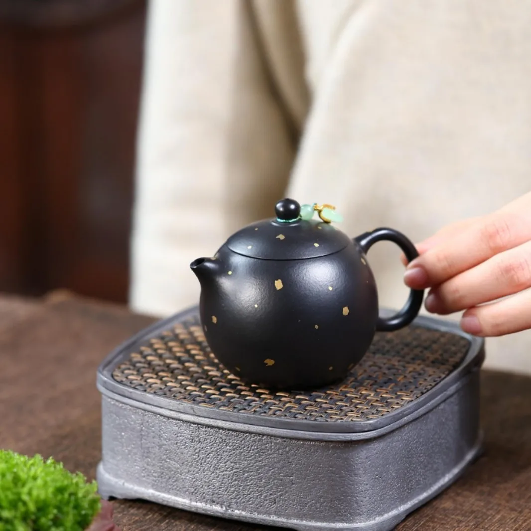 Yixing Zisha Xishi Teapot, Semi-Handmade, Thin-Walled, Made From Raw Mineral Zhuni Clay With Specks And Gold Detailing, Availabl
Yixing Zisha Xishi Teapot, Semi-Handmade, Thin-Walled, Made From Raw Mineral Zhuni Clay With Specks And Gold Detailing, Availabl