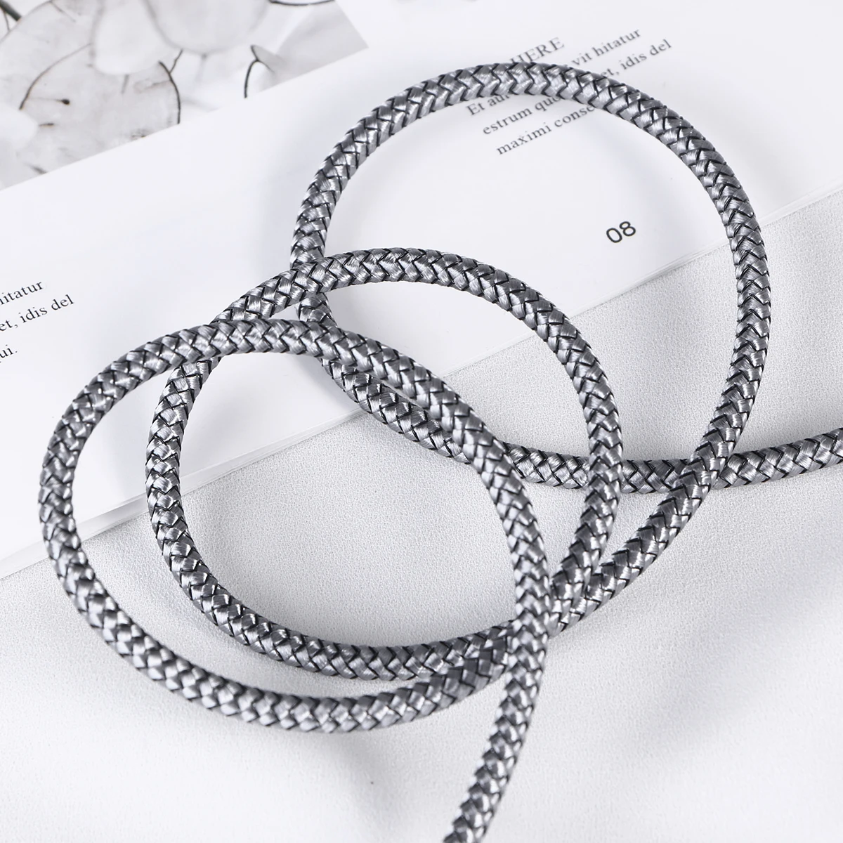 Usb Type-C Cable 1M 2.0A Nylon Braided Fast Charging Cable For S8 S8 Plus Note 8 P9 5 3T 2 Compatible
Usb Type-C Cable 1M 2.0A Nylon Braided Fast Charging Cable For S8 S8 Plus Note 8 P9 5 3T 2 Compatible