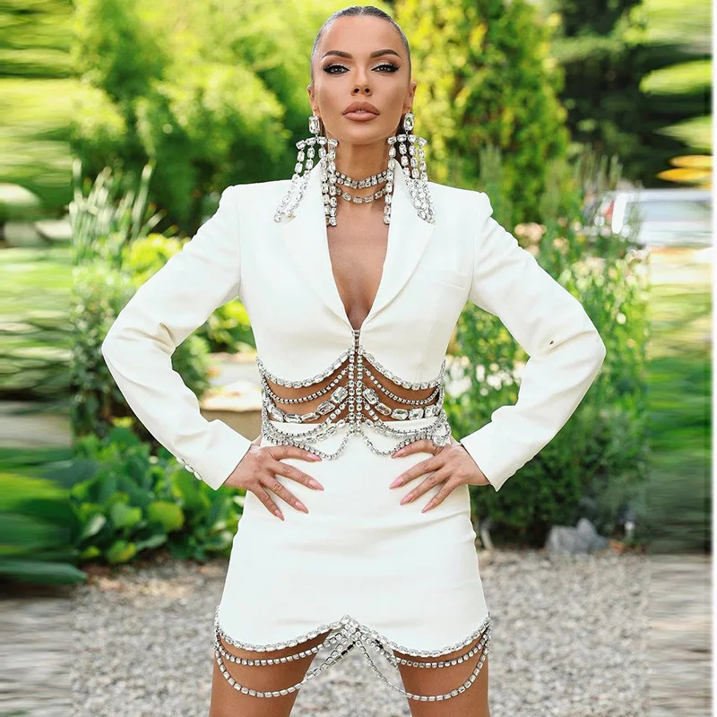 2024 Star Suit Heavy Industry Rhinestone Chain Nail Bead Tassel Short Suit+half Skirt Set Women Two-Piece Set European American
2024 Star Suit Heavy Industry Rhinestone Chain Nail Bead Tassel Short Suit+half Skirt Set Women Two-Piece Set European American