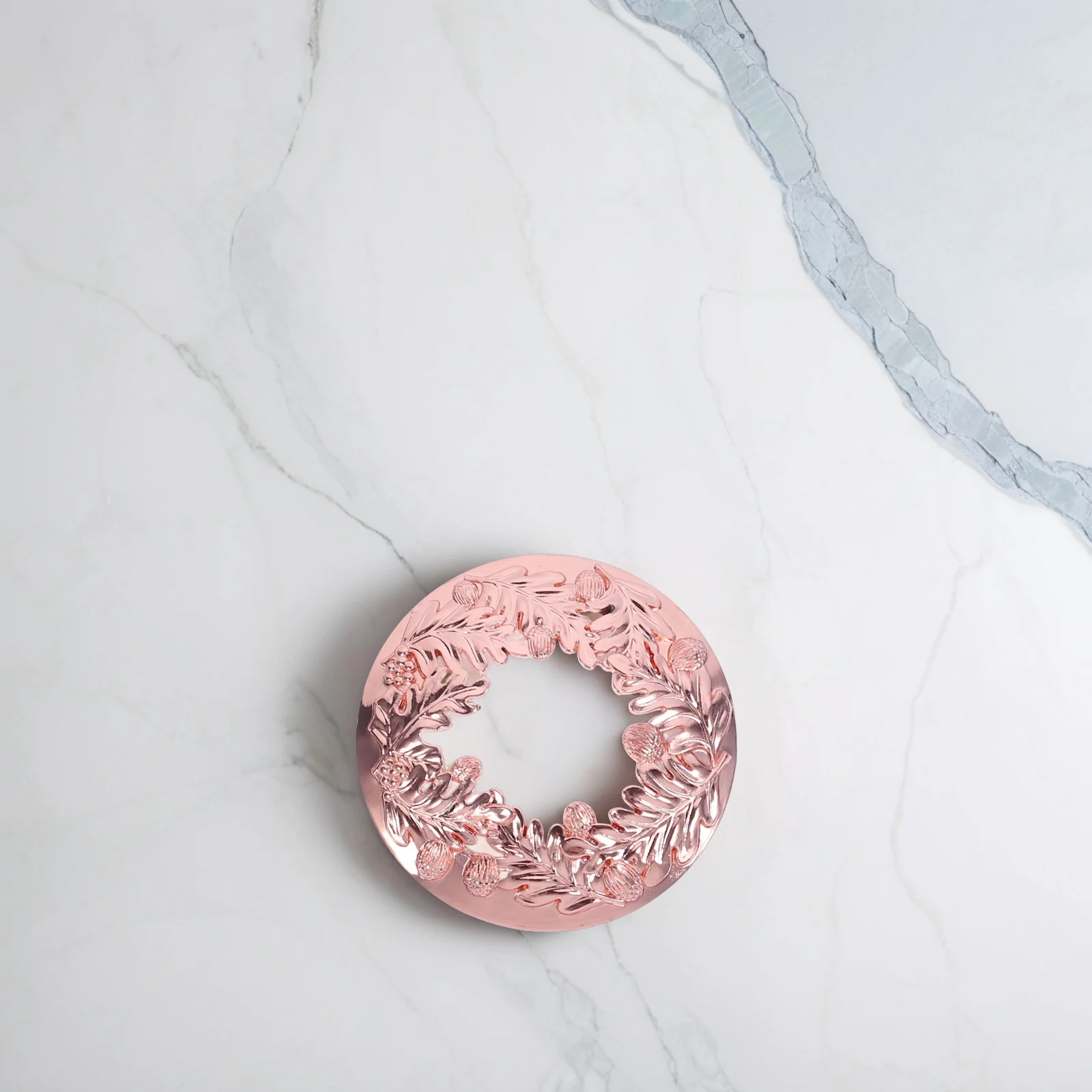 Metal Cup Lid 54 66mm Diameter Aromatherapy Jar Votive Cover Easy Use Christmas Gifts Decorative Home Accessories
Metal Cup Lid 54 66mm Diameter Aromatherapy Jar Votive Cover Easy Use Christmas Gifts Decorative Home Accessories