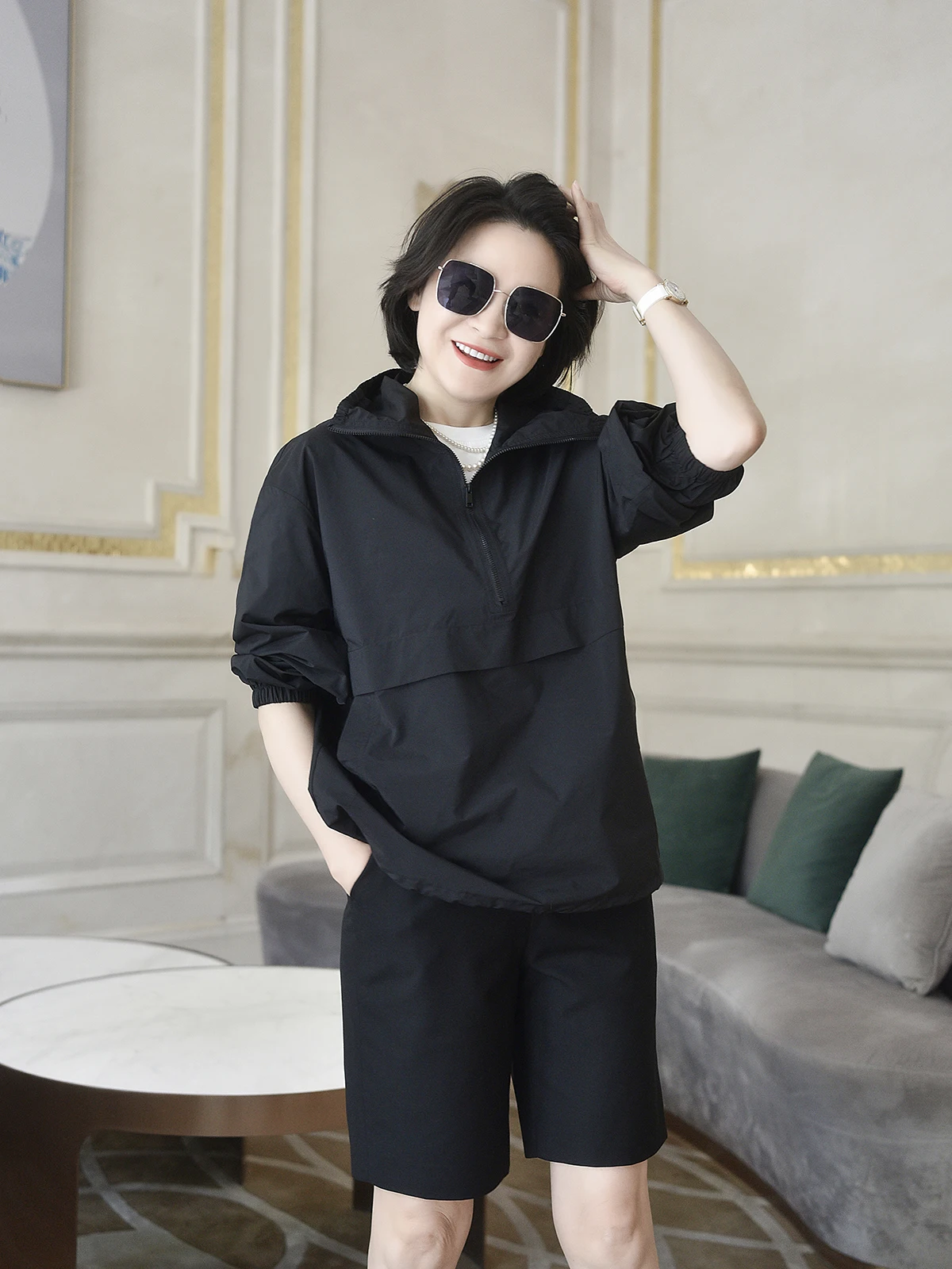 Повседневный удобный солнцезащитный топ с откидным воротником и открытым передом, свободный крой из смеси полиэстера и нейлона Long Sve Summer O...
Повседневный удобный солнцезащитный топ с откидным воротником и открытым передом, свободный крой из смеси полиэстера и нейлона Long Sve Summer O...