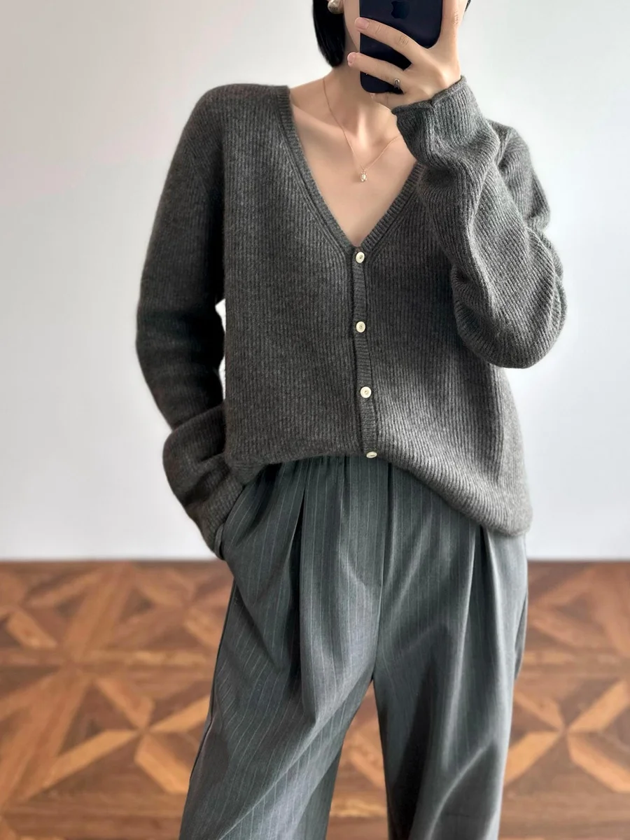 High Quali Cloud Soft Crane Velvet Knitted V-Ne Woolen Open Cardigan Versatile Basic Color Slimming Straight Tube Sle
High Quali Cloud Soft Crane Velvet Knitted V-Ne Woolen Open Cardigan Versatile Basic Color Slimming Straight Tube Sle