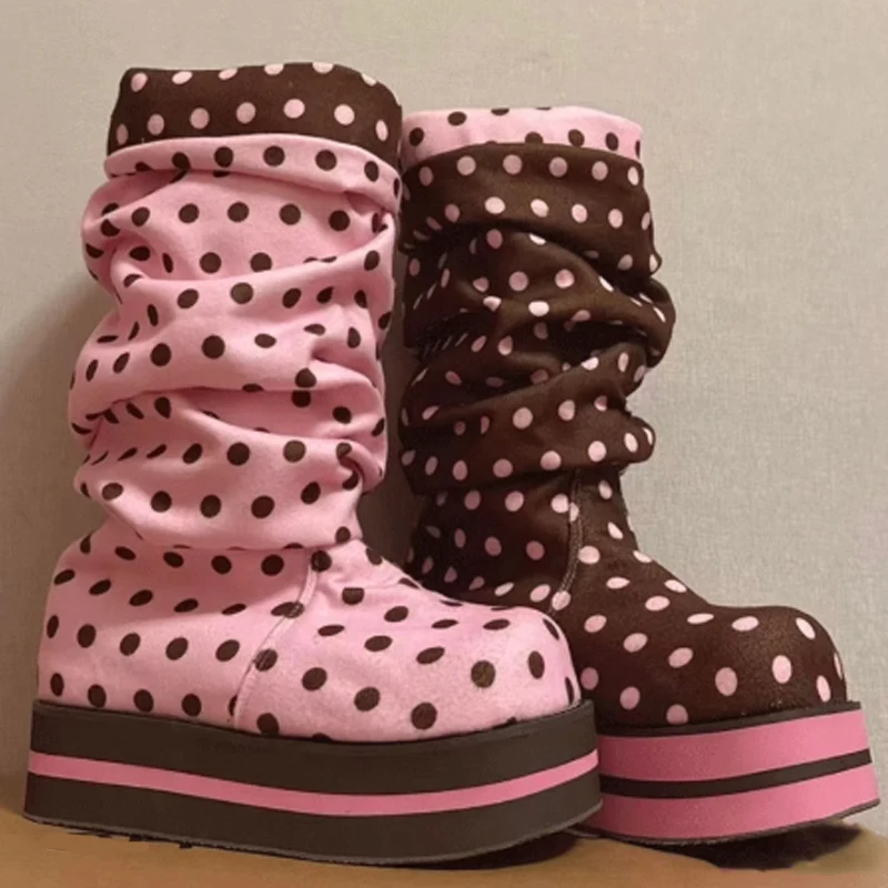 Pink Polka Dot Platform Pleated Mid-Calf Boots Woman Winter 2026 Brown Round Toe Slip-On Thick Sole Cosplay Party Shoes
Pink Polka Dot Platform Pleated Mid-Calf Boots Woman Winter 2026 Brown Round Toe Slip-On Thick Sole Cosplay Party Shoes
