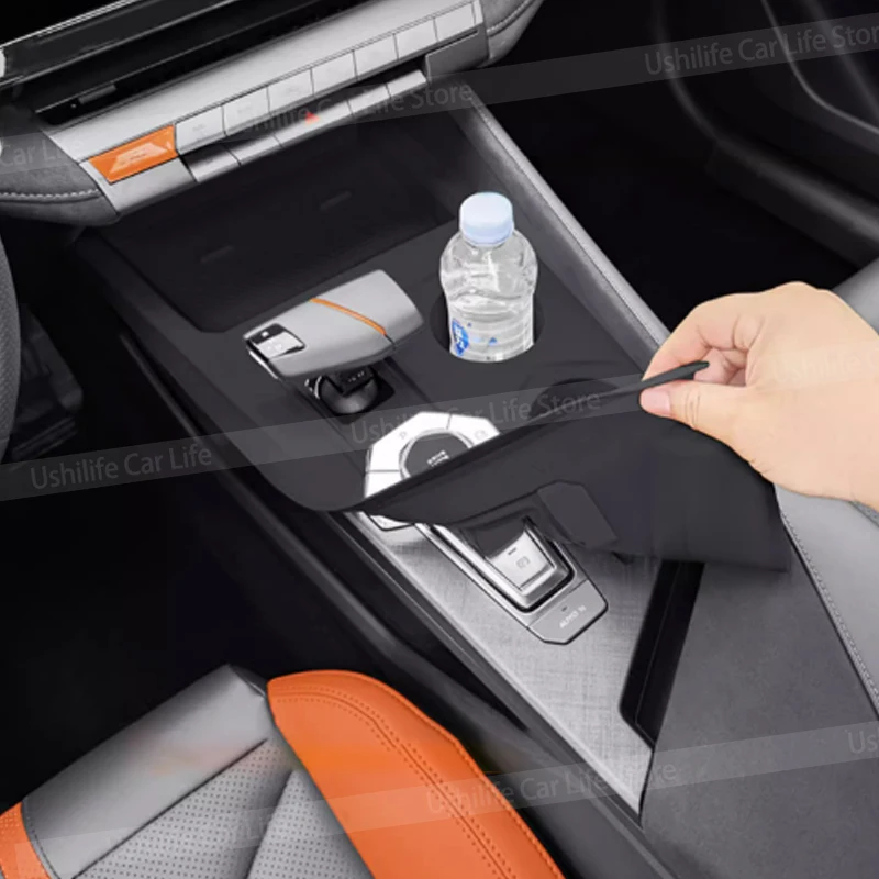 For Changan Univ 2022 2023 2024 2025 Car Centre Control Gear Shift Silicone protection Mat Anti Scratch Modification Accessories
For Changan Univ 2022 2023 2024 2025 Car Centre Control Gear Shift Silicone protection Mat Anti Scratch Modification Accessories