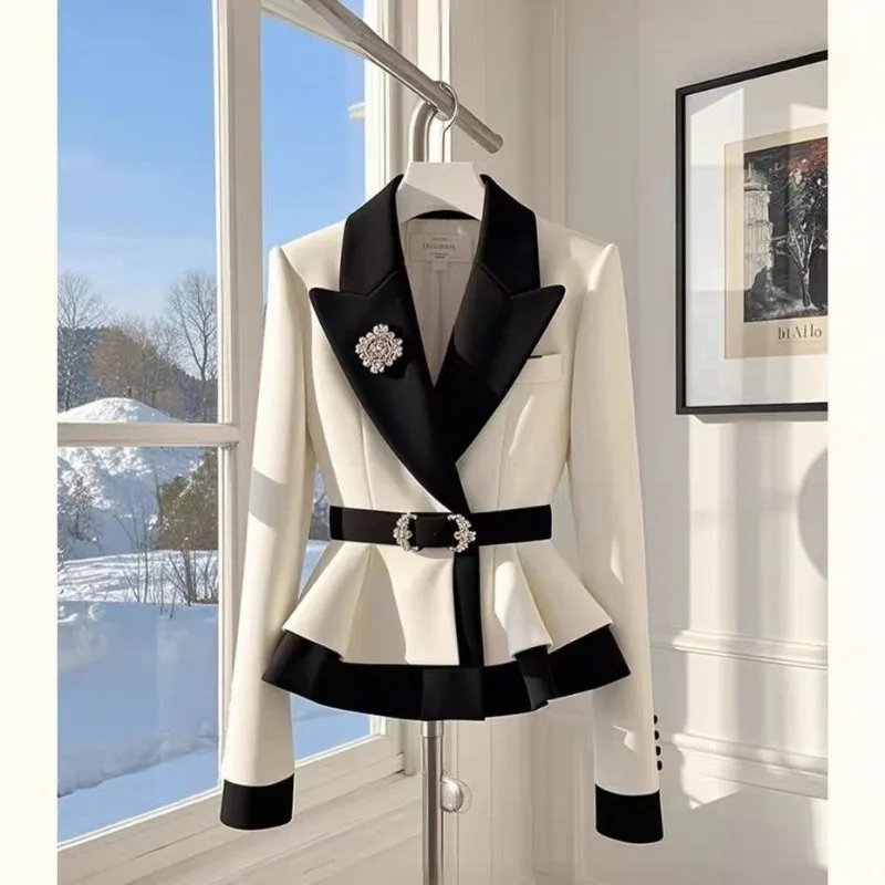 New High End Fashion Autumn Women's Jacket Elegant Office Lady Slim Casual Long Sleeve Contrast Color Coat Patchwork Outwear
New High End Fashion Autumn Women's Jacket Elegant Office Lady Slim Casual Long Sleeve Contrast Color Coat Patchwork Outwear