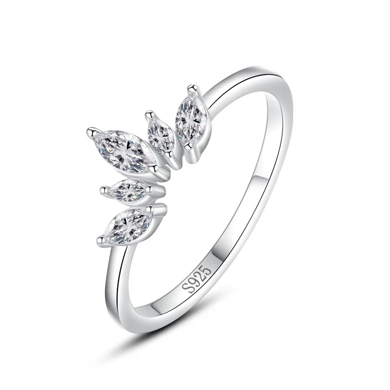 S925 Trending Cz 18k White Gold Fantaisie Bijoux 925 Silver Wholesale Diamond Ring
S925 Trending Cz 18k White Gold Fantaisie Bijoux 925 Silver Wholesale Diamond Ring