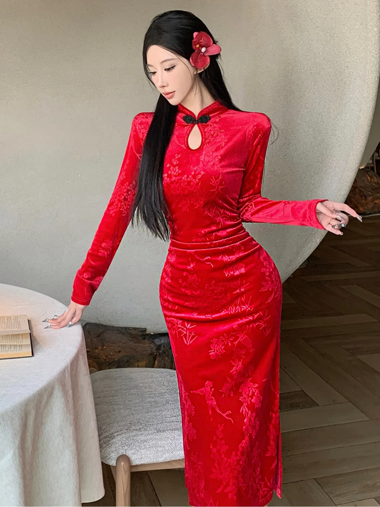 Retro Chinese Sle Long Sve Red Qipao Dr Women's Autumn Winter High Slit Button Waist Cinched Skirt for Daily Wear
Retro Chinese Sle Long Sve Red Qipao Dr Women's Autumn Winter High Slit Button Waist Cinched Skirt for Daily Wear