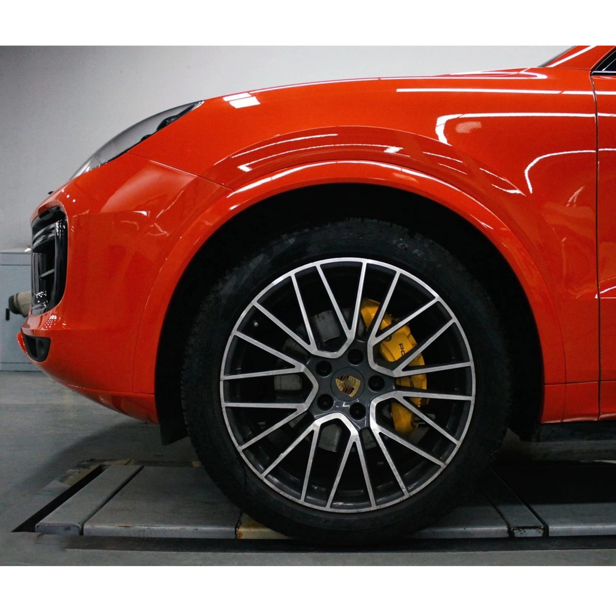 Good Price Auto Parts Body Kit for Porsche Cayenne Coupe 2020 Modified to Turbo Coupe with Front and Rear Bumper Grille
Good Price Auto Parts Body Kit for Porsche Cayenne Coupe 2020 Modified to Turbo Coupe with Front and Rear Bumper Grille