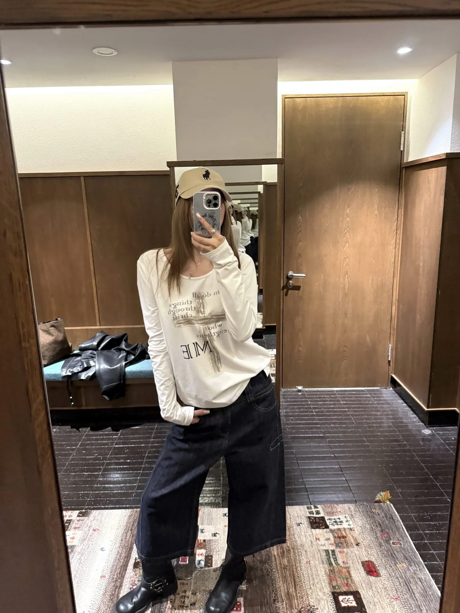 Свободная удлиненная женская футболка из хлопка с принтом, повседневная, осенняя, модная, с эффектом стройности
Свободная удлиненная женская футболка из хлопка с принтом, повседневная, осенняя, модная, с эффектом стройности