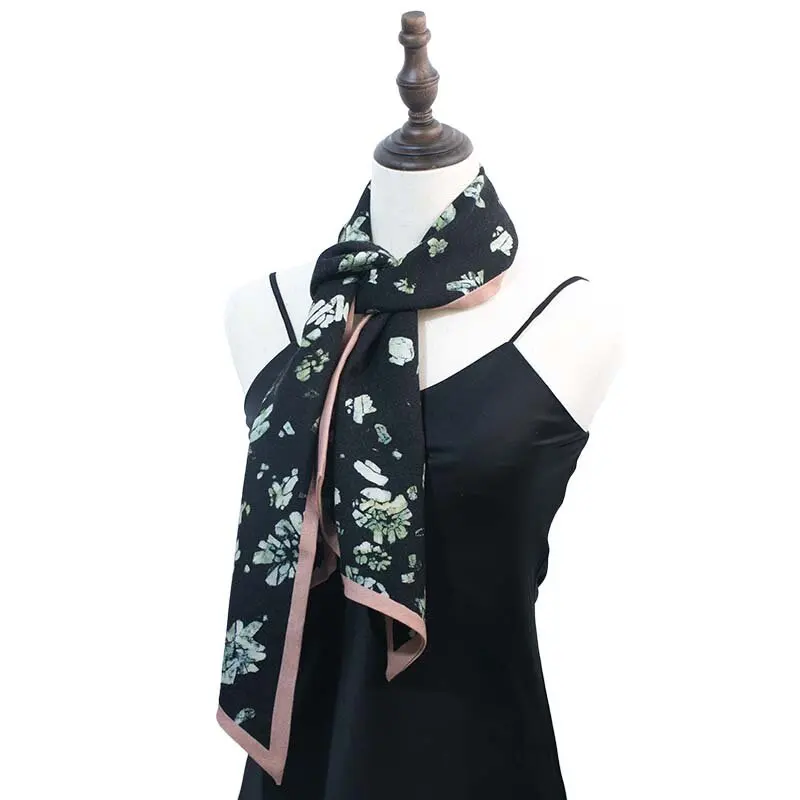 2026 New Women Silk Feel Printed Design Scarf Shawl Fashion Luxury Long Narrow Small Silk Scarves Ladies Headband Headscarve
2026 New Women Silk Feel Printed Design Scarf Shawl Fashion Luxury Long Narrow Small Silk Scarves Ladies Headband Headscarve