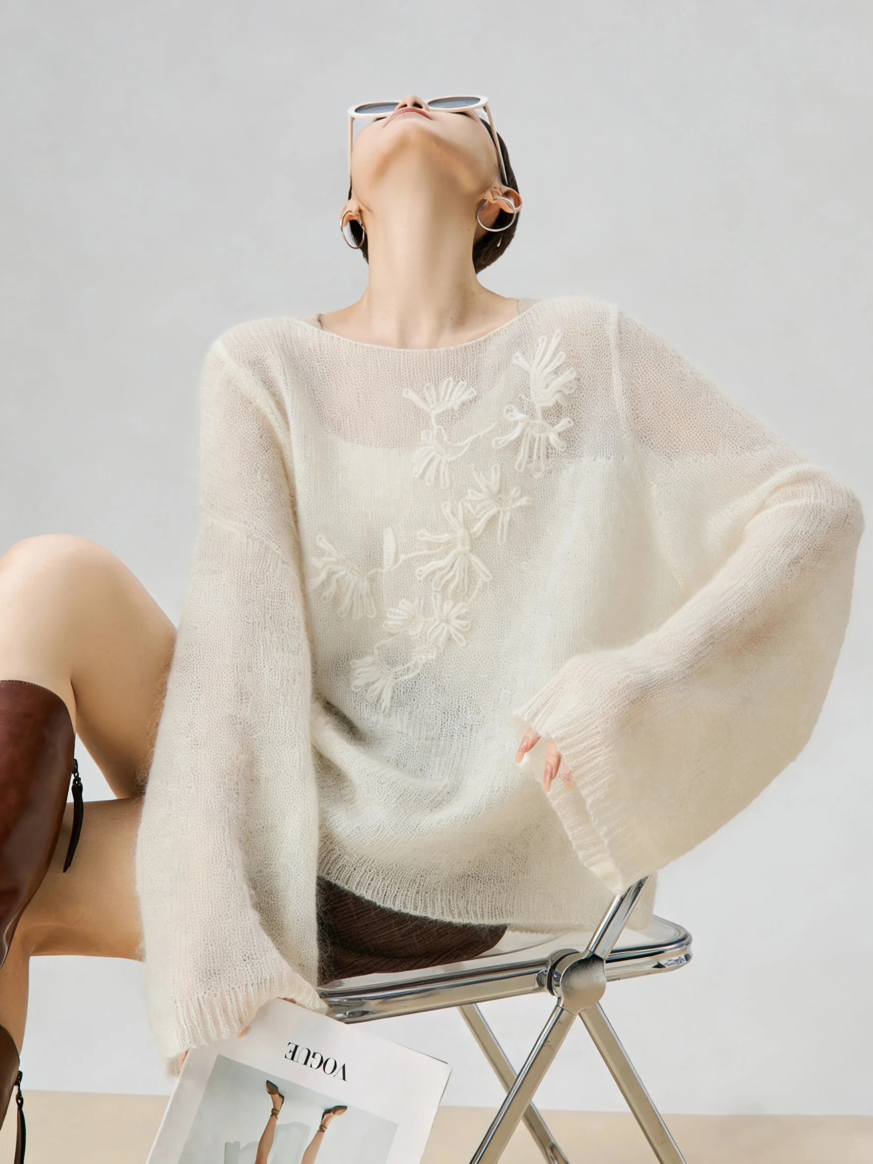 Новинка! Весенний белый 3D-вязаный свитер с ажурным узором для женщин: уникальный, красивый, повседневный, свободный крой, из полиэфирного волокна.
Новинка! Весенний белый 3D-вязаный свитер с ажурным узором для женщин: уникальный, красивый, повседневный, свободный крой, из полиэфирного волокна.