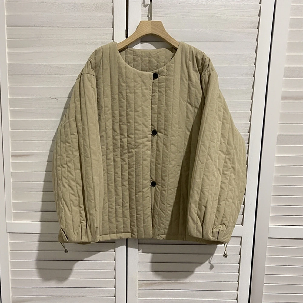 Women's Japanese Style Retro Cotton-Padded Coat Warm round Neck Striped Solid Color Artistic Simple Design Winter Outerwear
Women's Japanese Style Retro Cotton-Padded Coat Warm round Neck Striped Solid Color Artistic Simple Design Winter Outerwear