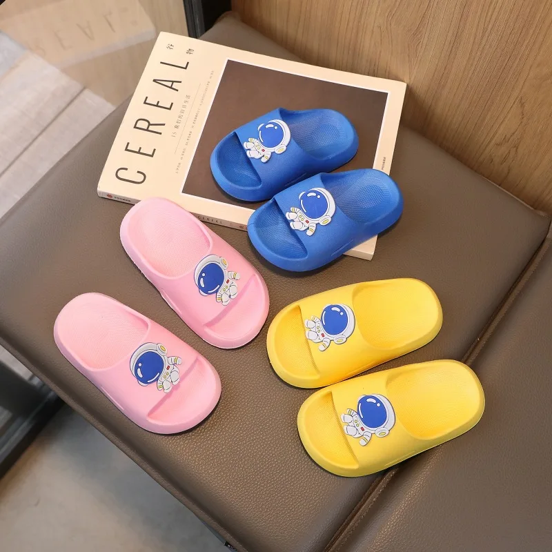 Kids' Astronaut Cartoon Slides Non Slip Soft Sole Indoor Home Slippers for Baby Boys Waterproof Anti Slip Toddler Sandals
Kids' Astronaut Cartoon Slides Non Slip Soft Sole Indoor Home Slippers for Baby Boys Waterproof Anti Slip Toddler Sandals