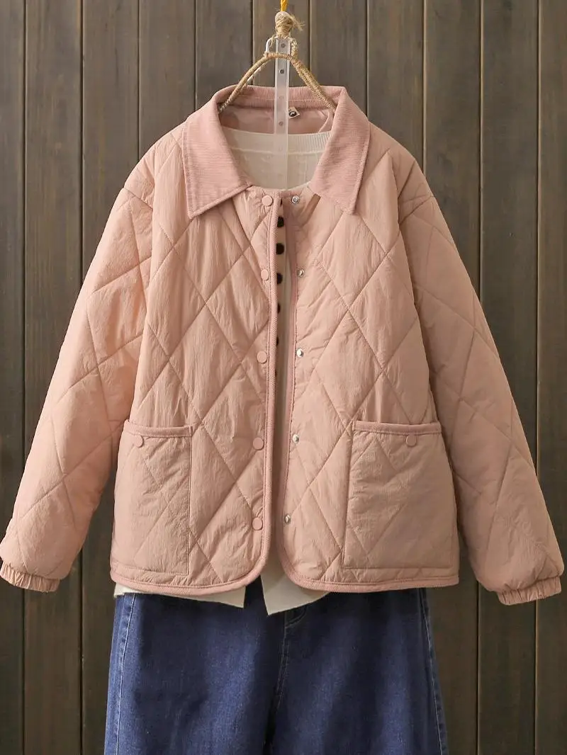 Autumn Winter Large Size 200 Pounds Quilted Lightweight Cotton Jacket Women Loose Slim Diamond Color Block Cotton Coat Turn-d...
Autumn Winter Large Size 200 Pounds Quilted Lightweight Cotton Jacket Women Loose Slim Diamond Color Block Cotton Coat Turn-d...