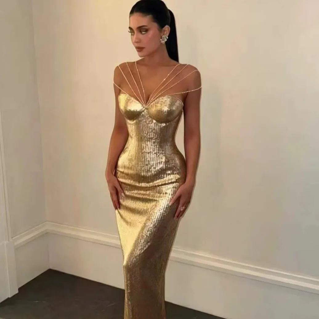 Sexy Strapless Slim Fit Dress Women's Fashion Trending Sequin Chain Detail High Waist Summer Dress for Various Occa...
Sexy Strapless Slim Fit Dress Women's Fashion Trending Sequin Chain Detail High Waist Summer Dress for Various Occa...