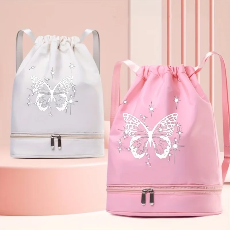 Повседневный, универсальный и милый (с принтом бабочек) спортивный рюкзак на завязках, идеально подходящий для школьного сезона, подходит для повседневного использования.
Повседневный, универсальный и милый (с принтом бабочек) спортивный рюкзак на завязках, идеально подходящий для школьного сезона, подходит для повседневного использования.