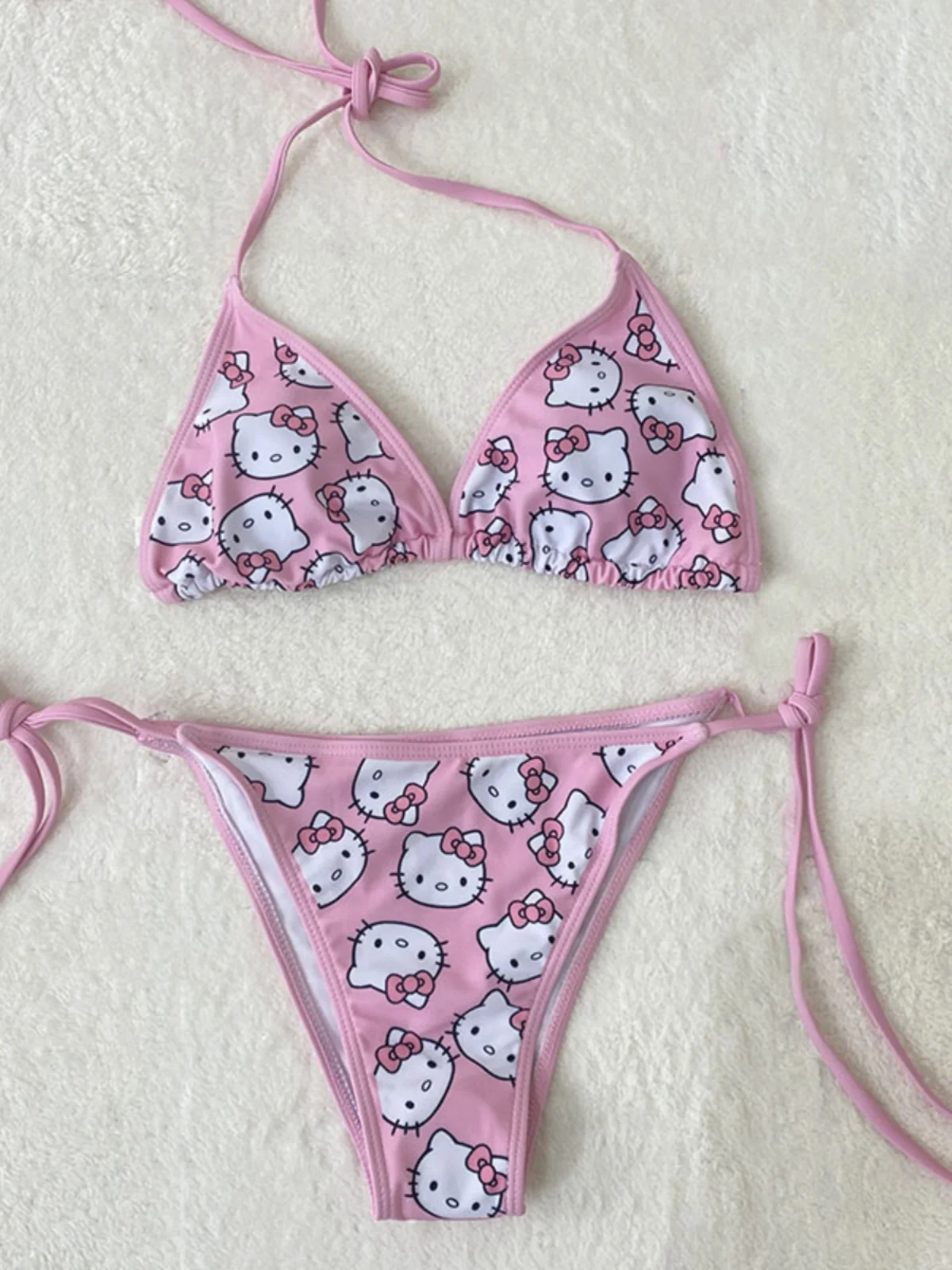 Бикини Hello Kitty, розовое пикантное нижнее белье Sanrio, Y2K, горячее нижнее белье для девушек, пляжный отдых, купальник для отдыха, Женский комплект бикини 
Бикини Hello Kitty, розовое пикантное нижнее белье Sanrio, Y2K, горячее нижнее белье для девушек, пляжный отдых, купальник для отдыха, Женский комплект бикини