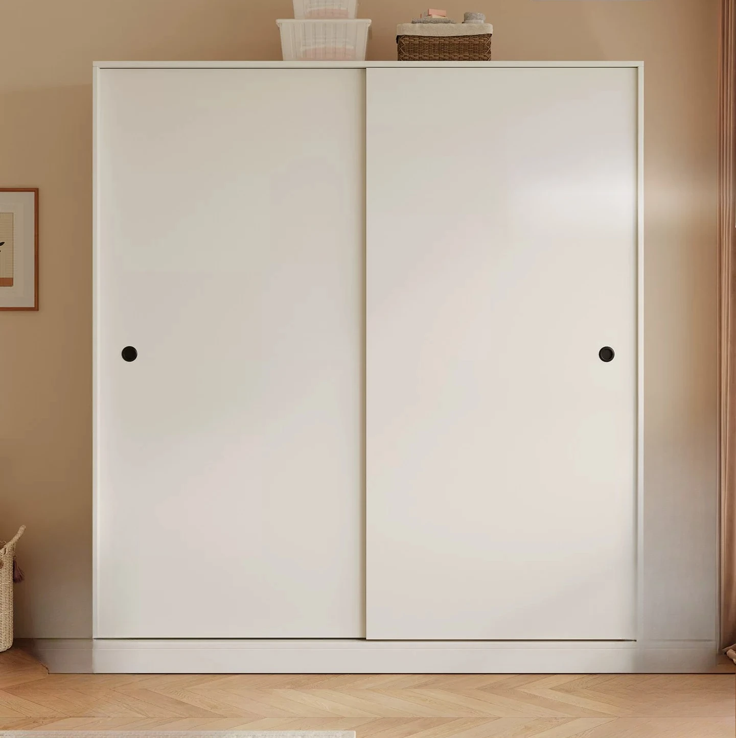 PYJ furniture sliding door bedroom household solid wood sliding door wardrobe small apartment cream style wardrobe
PYJ furniture sliding door bedroom household solid wood sliding door wardrobe small apartment cream style wardrobe