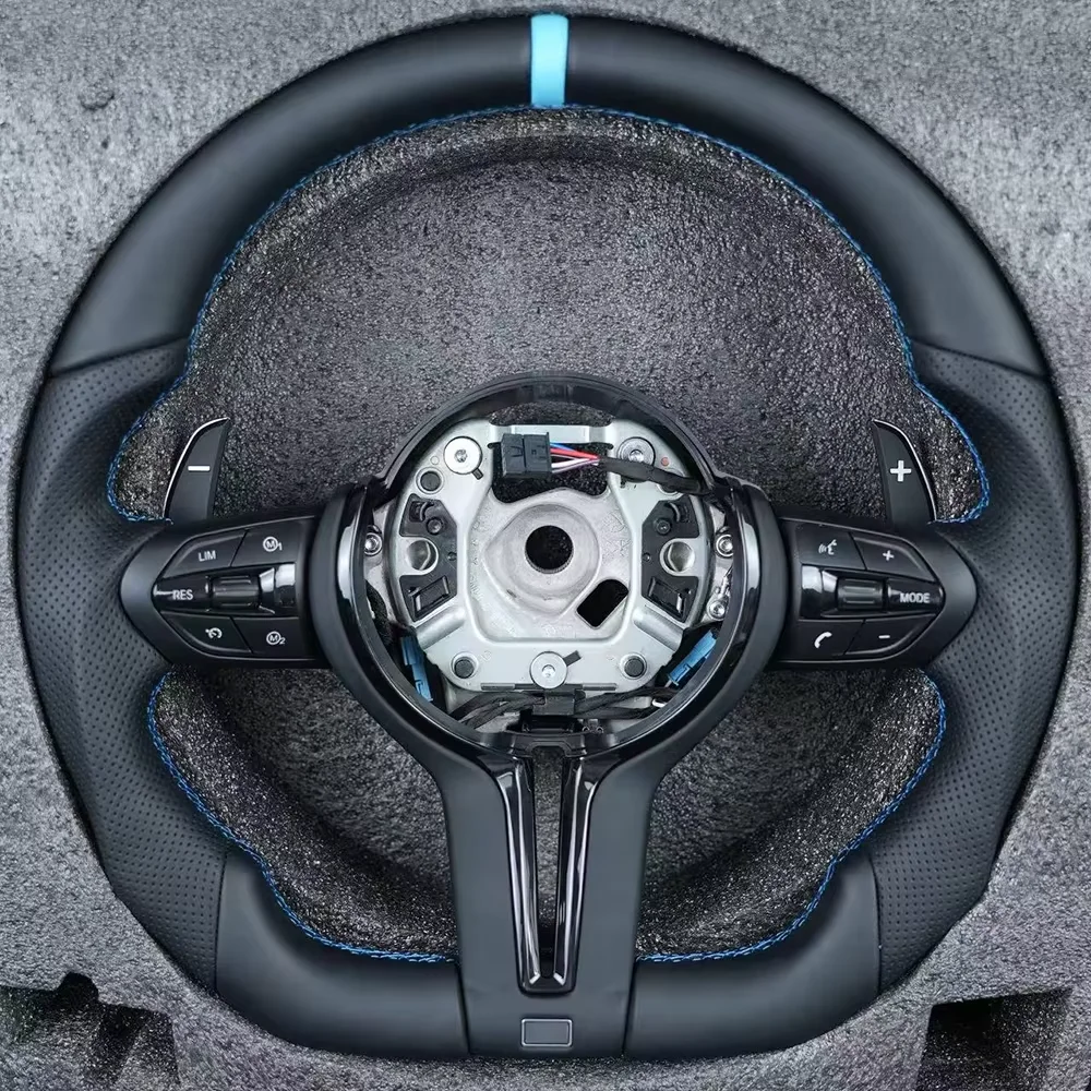 For BMW F30 F10 3 Series 5 series Perfortaed leather Paint Black Button Frame M Performance Steering wheel With Button Assembly
For BMW F30 F10 3 Series 5 series Perfortaed leather Paint Black Button Frame M Performance Steering wheel With Button Assembly