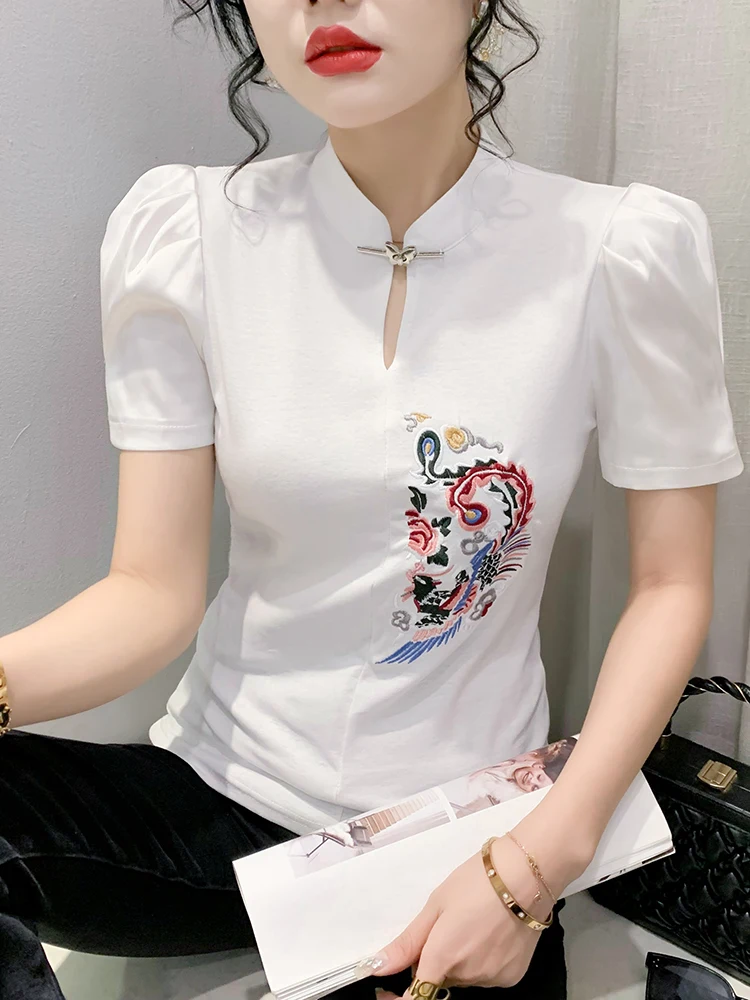 Женская приталенная футболка с вышивкой, летний модный дизайн, корейский стиль, воротник-стойка, рукав-фонарик
Женская приталенная футболка с вышивкой, летний модный дизайн, корейский стиль, воротник-стойка, рукав-фонарик