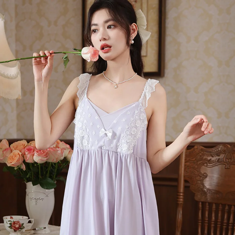 Cotton Camisole Nightgown for Women Summer Sexy Lace Embroidery French Sleepwear with Chest Cushion Home Clothes
Cotton Camisole Nightgown for Women Summer Sexy Lace Embroidery French Sleepwear with Chest Cushion Home Clothes