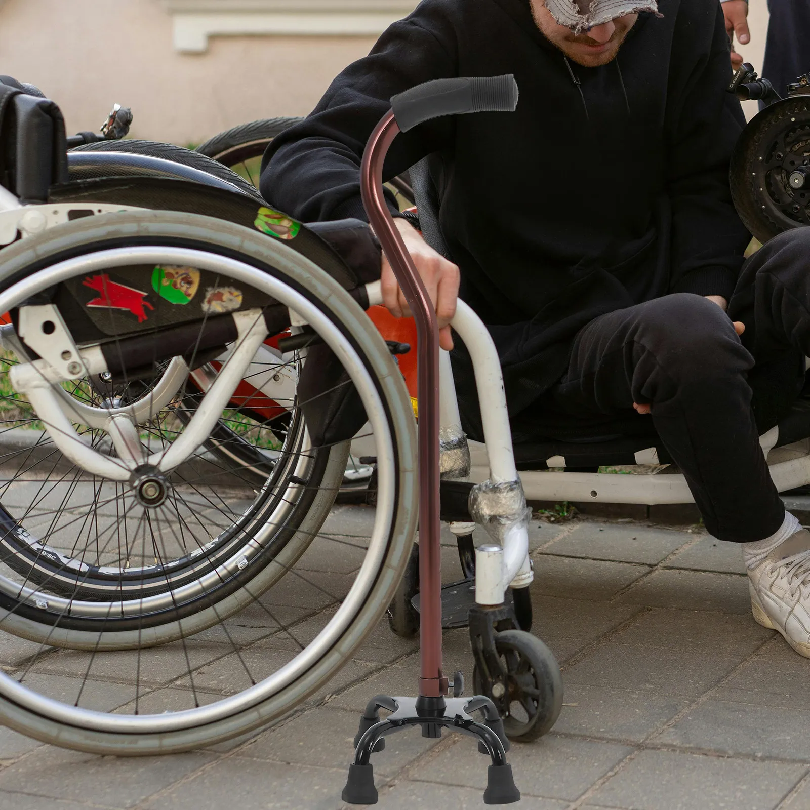 Lightweight Aluminum Walking Cane with Four Legs Durable Bronze Stick for Men Women Elderly Mobility Aid Practical Support Tool
Lightweight Aluminum Walking Cane with Four Legs Durable Bronze Stick for Men Women Elderly Mobility Aid Practical Support Tool